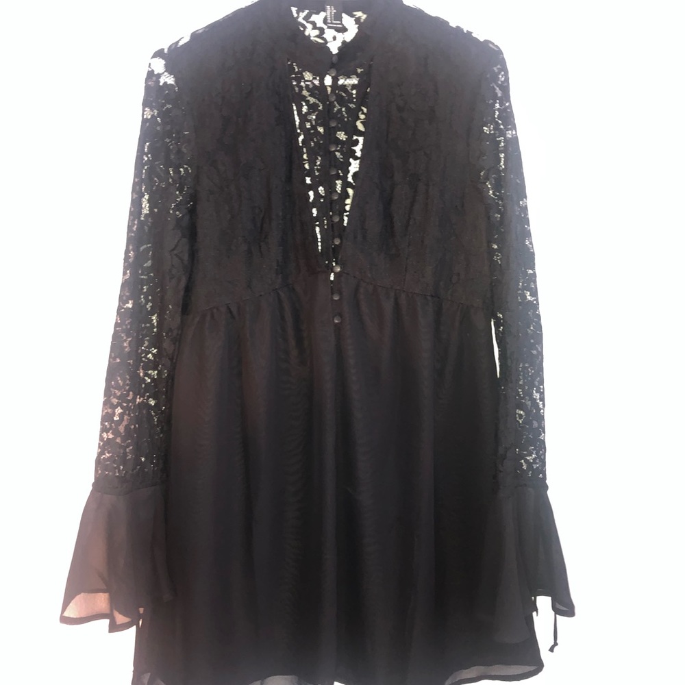 Forever21 Lace Bell Sleeves Button Front Dress, L